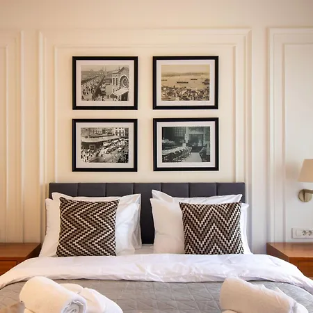 Апартаменты Stylish Modern In The Heart Of Karakoey