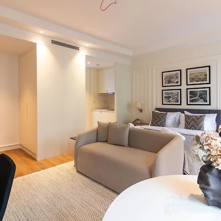 Appartement Stylish Modern In The Heart Of Karakoey *