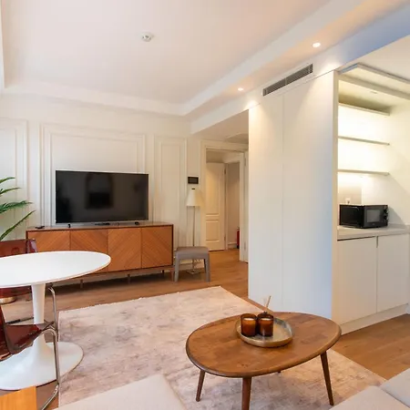 Lejlighed Stylish Modern In The Heart Of Karakoey *